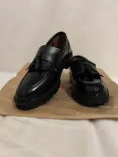 Item thumbnail for item 56c9979b-0144-4dd8-8be5-c9fd7ec69a20