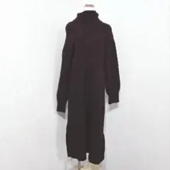 NICE CLAUP ロングニットワンピース タートルネック 黒 ケーブル編み