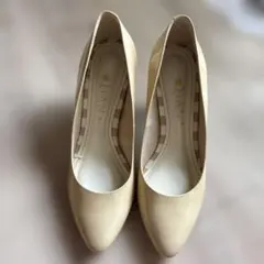 DIANA パンプス エナメル ベージュ