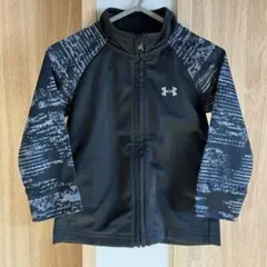 【アンダーアーマー】ブラック　アウター　キッズ　ジャージ　18M 80cm