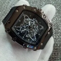 Ed Hardy エドハーディ 重厚感ある 腕時計 10ATM 防水 - メルカリ