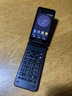 携帯電話GRATINA KYF42 ブラック初期化済み