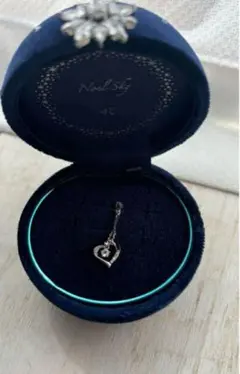 4℃ ハート型ペンダント ネックレス ケース付き 美品　クリスマスプレゼント