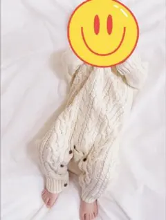 アイボリー ケーブル編みロンパース