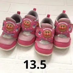 アンパンマン　靴　13.5　スニーカー　ピンク　ベビー　くつ　シューズ
