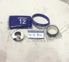 INI XQUARE カプセルトイ　許豊凡