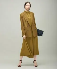 ICB　ウールストレッチツイルジャケット　スカート　セットアップ　スーツのサムネイル