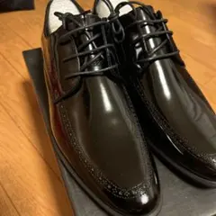 合成革靴　光沢仕上げ