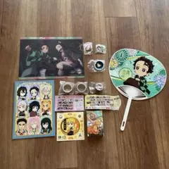 新品　鬼滅の刃　くら寿司　下敷き　ノート等