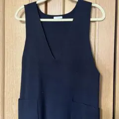 アーバンリサーチ　Vネックジャンパースカート　ブラック　Free 新品未使用