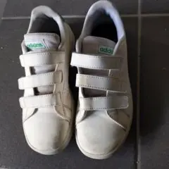 adidas ホワイト スニーカー 21.5cm