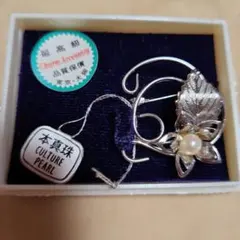 真珠付きシルバーブローチ
