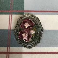 花柄のブローチ　昭和レトロ　ヴィンテージ　アンティーク