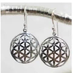 ピアスシルバー フラワーオブライフ flower of life カットワーク