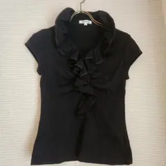 [NARACAMICIE]フリル付きフレンチスリーブ黒トップス　サイズ0のサムネイル