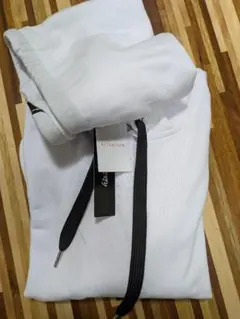 ホワイト フード付きカットソー 　セブンサーティー