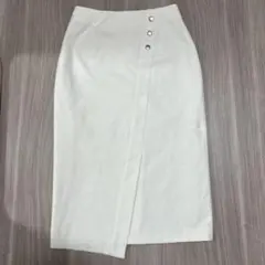 美品　un dix cors 膝下　スリット　タイトスカートのサムネイル
