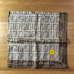 【希少・美品】FENDI ズッカ柄 ブラウン 大判ハンカチ