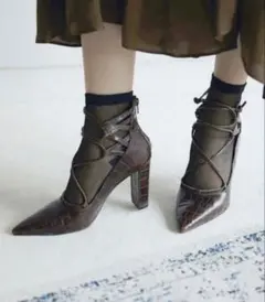 【Amerivintage】ZIGZAG LACE UP PUMPSのサムネイル