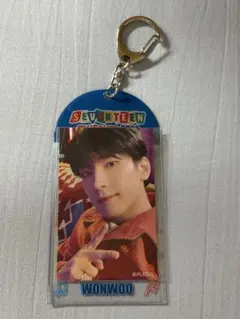 seventeen ウォヌ　アクスタ　キーリング SEVENTEEN アクリルキーリング ウォヌ - メルカリ