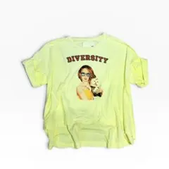STOF bedsidedrama 蛍光イエロー プリントTシャツのサムネイル