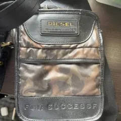 DIESEL 迷彩柄 ショルダーバッグ