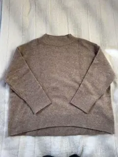 ユニクロ　スフレヤーンハイネックセーター　XXLサイズ　ベージュ