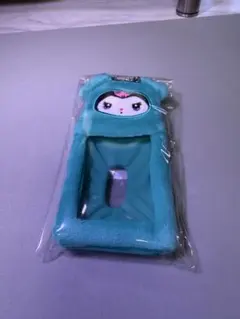 TWICE サンリオコラボ　フォトカードフォルダー　未開封