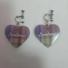 Lovetoxic チェック柄 ハート イヤリングのサムネイル
