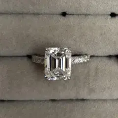 最高級 モアサナイト リング エメラルドカット ダイヤモンド 大粒 指輪