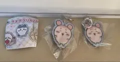 ちいかわラメアクリルキーホルダー５　古本屋２個セット