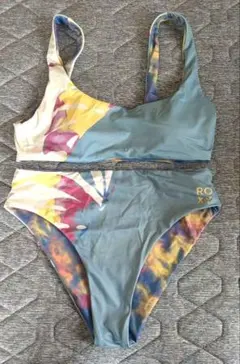 希少サイズ　美品　ロキシー　ビキニ　リバーシブル　XLサイズ　ROXY