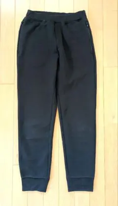 ユニクロ　スウェットパンツ　黒【160】