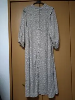 【未使用】小花柄 ワンピース ベージュ しまむら Lサイズ