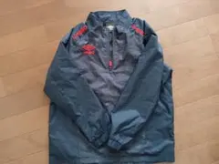 umbro ピステ　ウィンドブレーカー 　140