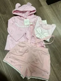 最終値下げ　メゾピアノ　3着セット　90サイズ　パーカー　トップス　パンツのサムネイル
