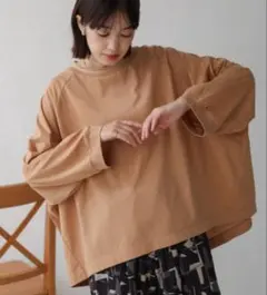 ブージュルード　衿ライン２WAYスリーブプルオーバー