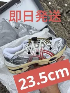 Item thumbnail for item f064c0c1-b7c0-48e2-87ff-3a4e105dcae2