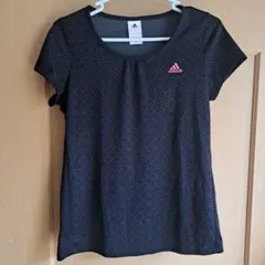 adidas ブラック ドットパターン Tシャツ