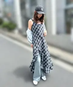 RAY CASSINチョーカー付き裾フリルラウンドキャミワンピースA26160