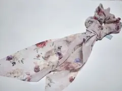 値下【新品】花柄シフォン素材シュシュ&ヘアアクセ PLAME COLLOME