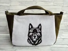 ハンドメイド　刺繍　甲斐犬　うちの子　ミニバッグ　お散歩