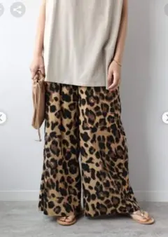 ビッグアニマルプリントギャザーパンツ　レオパード　ジャーナルスタンダード