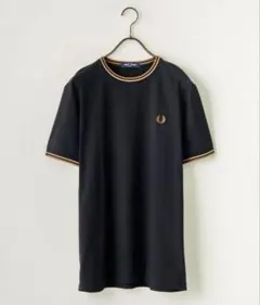 FRED PERRY ティップライン Tシャツのサムネイル