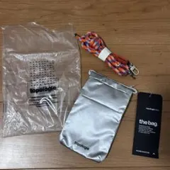 新品　タグ付き　翌日発送　トポロジー　ショルダーバッグ　フォンサコッシュ スマホ