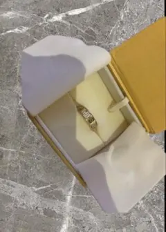 FENDI ゴールドリング 指輪のサムネイル