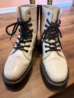 ドクターマーチン　8ホールブーツ