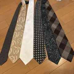 ネクタイ6本