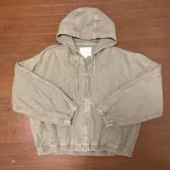 ZARA フード付きベージュジャンパー Mのサムネイル