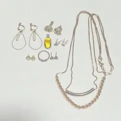 アクセサリー　セット イヤリング　ピアス　リング　ネックレス　トップ？　チャーム